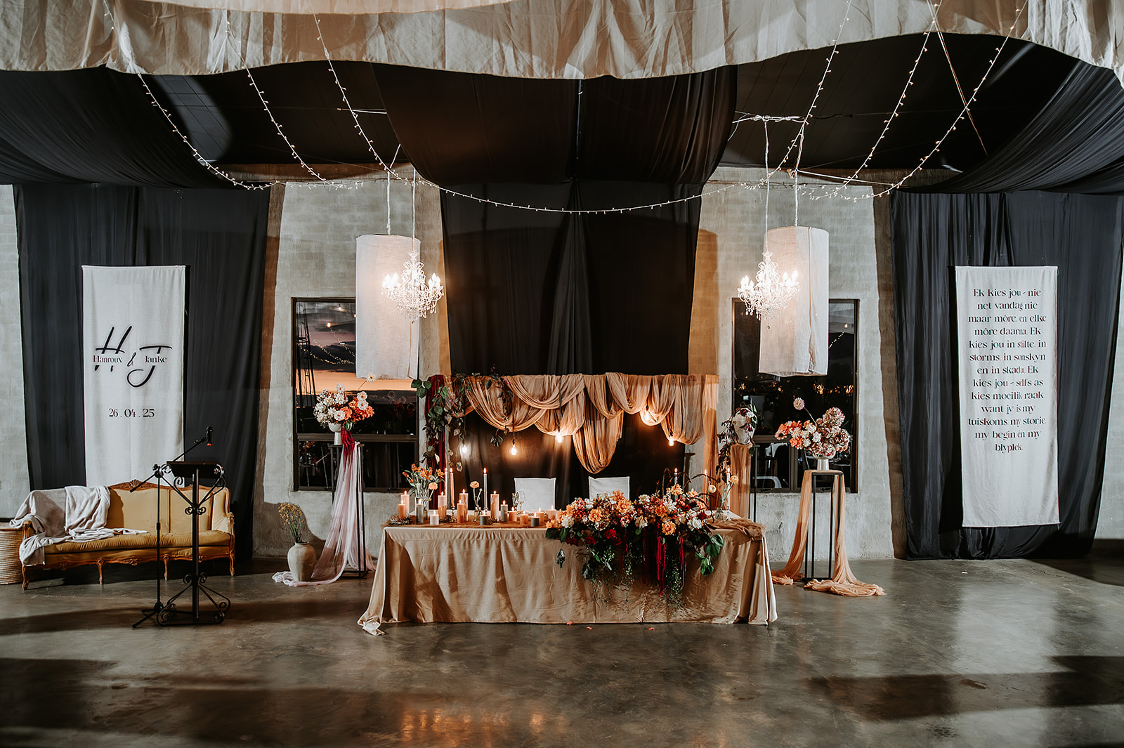 Bride and groom ceremony table styling at Lezar Opstal Wedding Venue Heidelberg